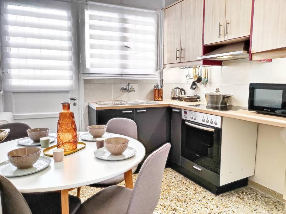 As ✓Two Bedroom Apartment In Thissio Aten Exteriör bild